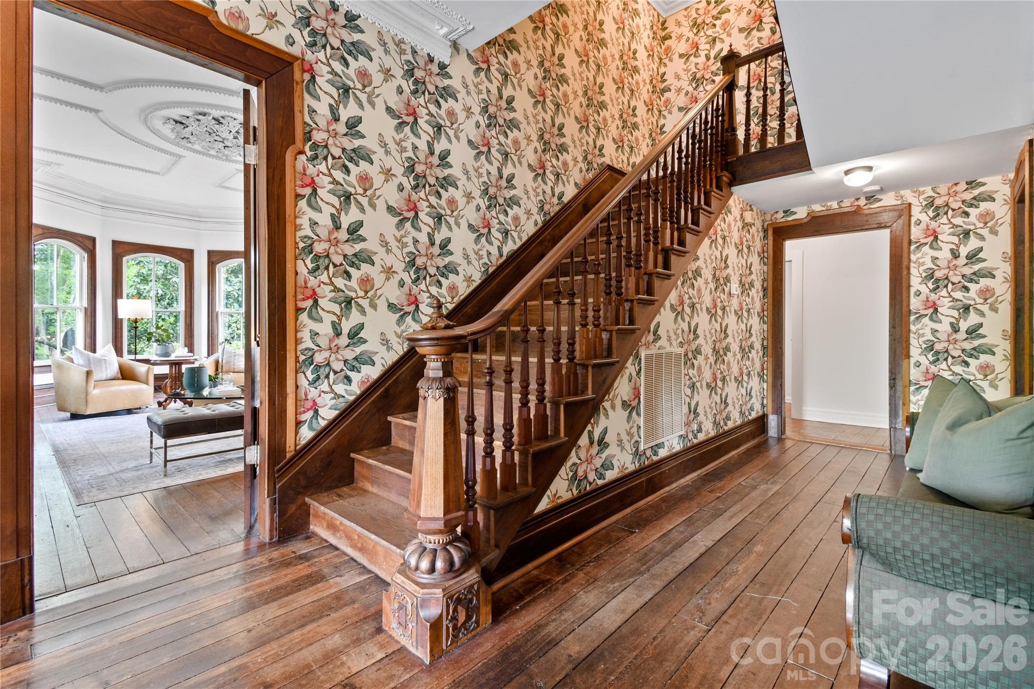 Single Family Residence at 204 Lawson Street, Hot Springs, photo 18 of 48