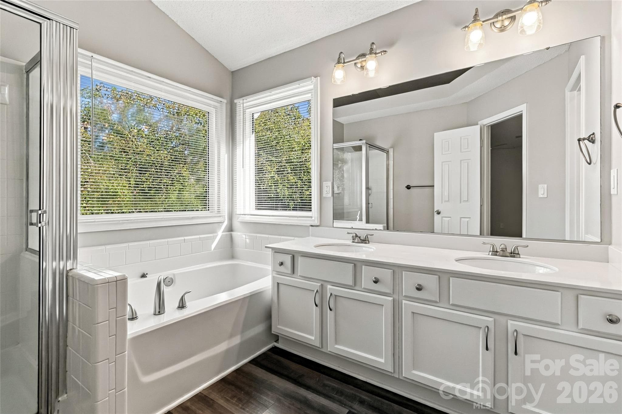Single Family Residence at 4209 Hounds Run Drive, Matthews, photo 12 of 20