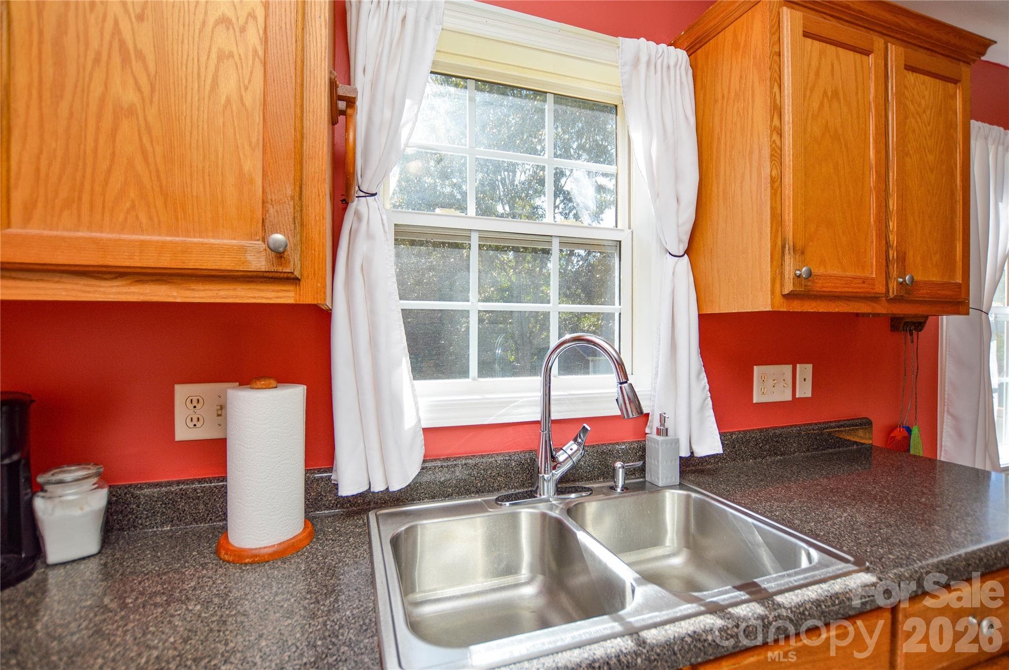 Single Family Residence at 175 Alexander Heritage Drive, Hickory, photo 13 of 28