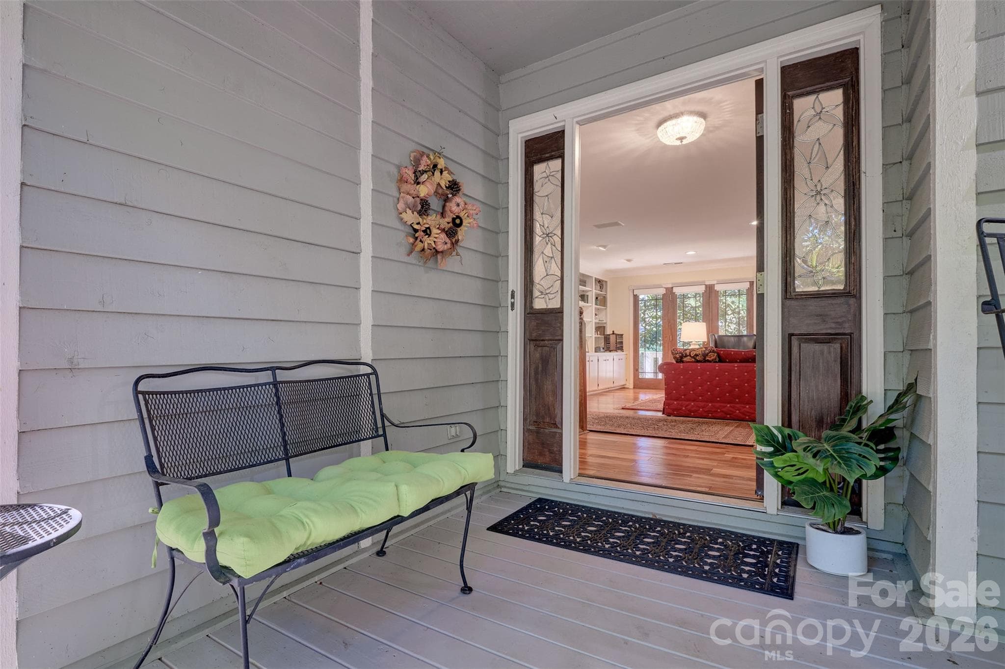 Single Family Residence at 70 Honeysuckle Woods, Lake Wylie, photo 2 of 44