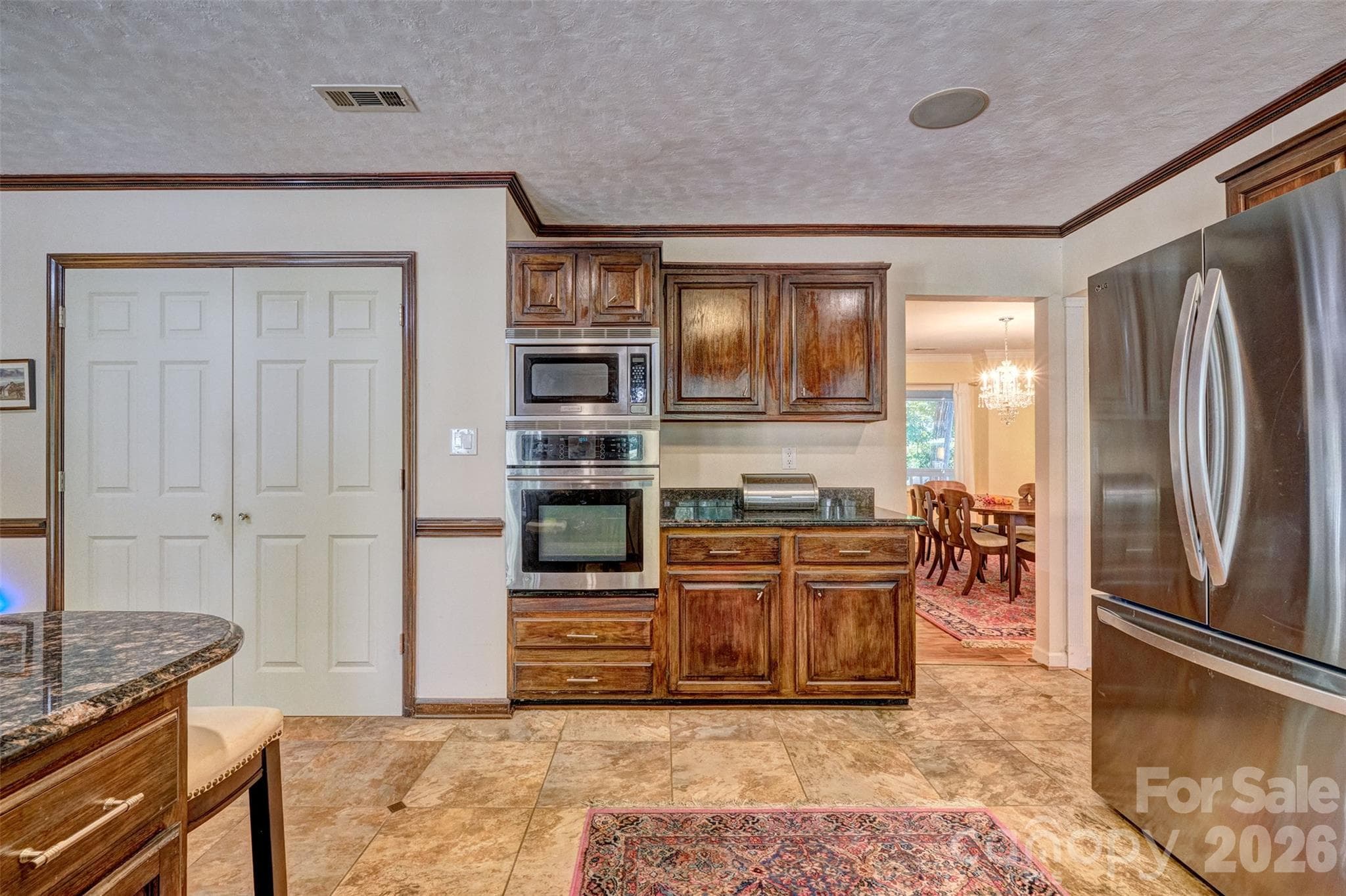 Single Family Residence at 70 Honeysuckle Woods, Lake Wylie, photo 13 of 44