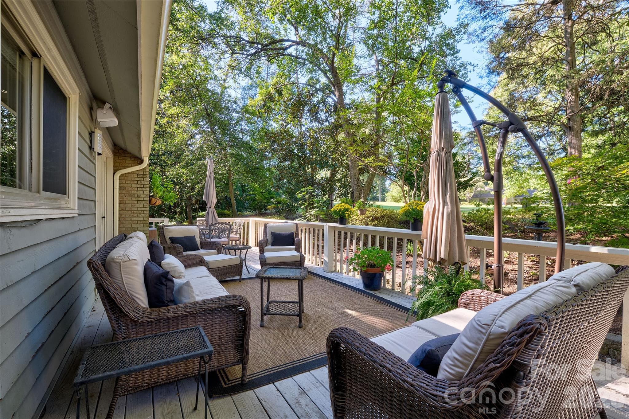 Single Family Residence at 70 Honeysuckle Woods, Lake Wylie, photo 33 of 44