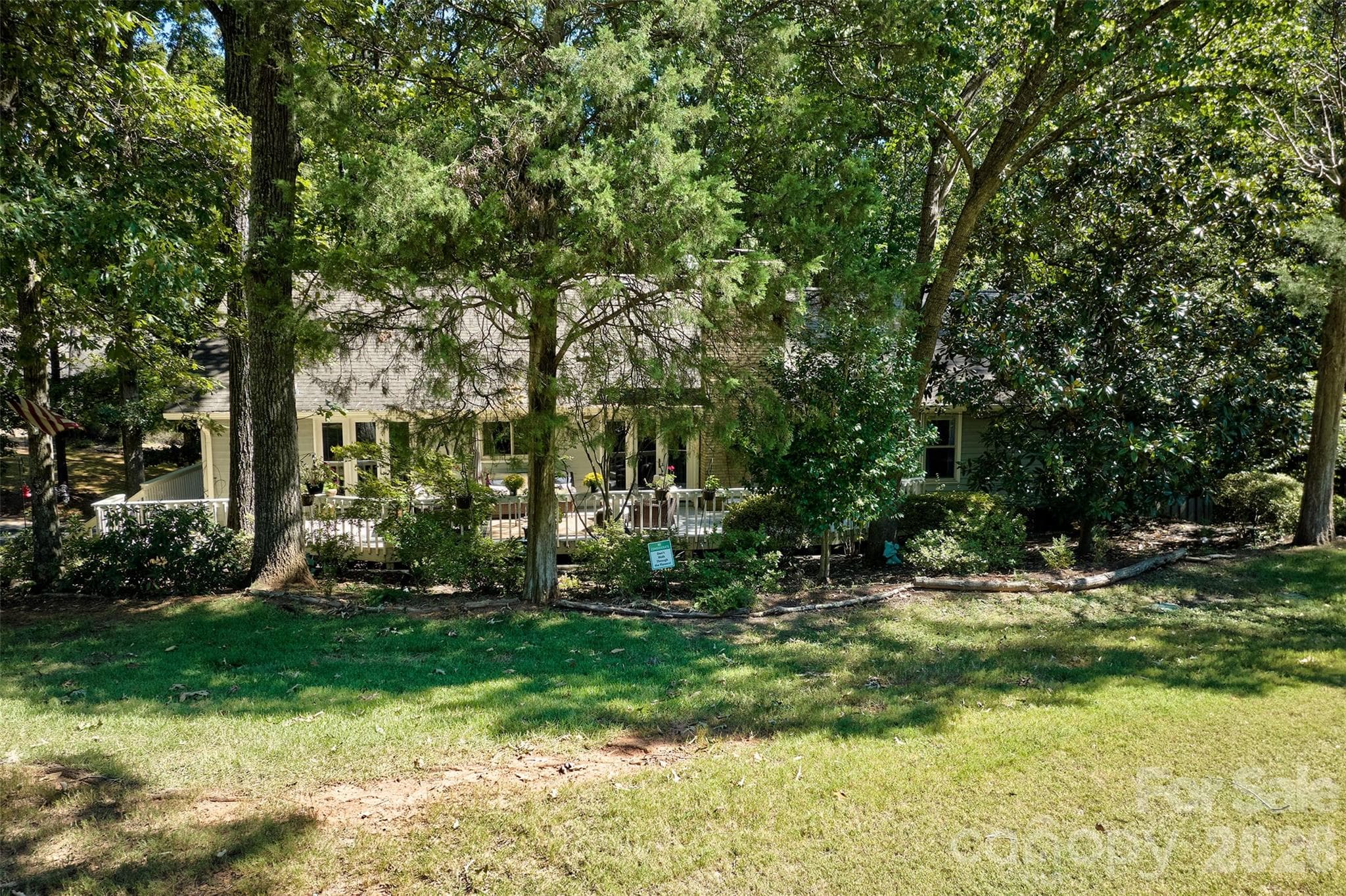 Single Family Residence at 70 Honeysuckle Woods, Lake Wylie, photo 41 of 44