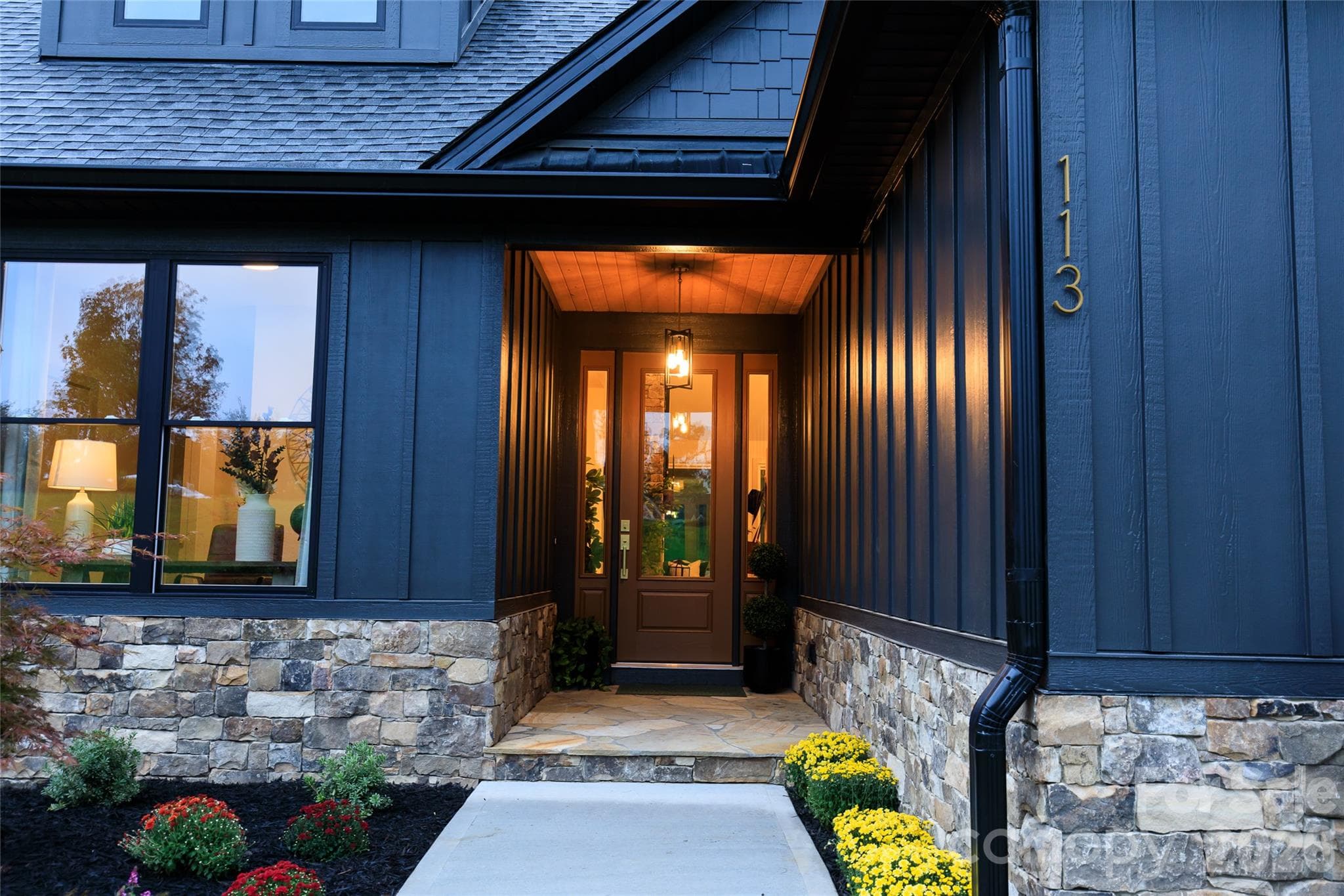 Single Family Residence at Hendersonville, photo 16 of 77