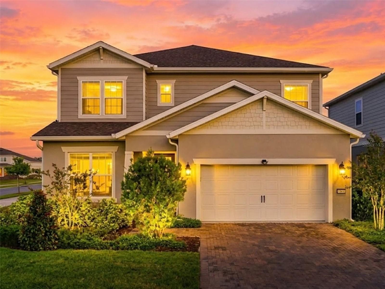 Single Family Residence at 13615 RITTA ISLAND DR, ORLANDO, photo 2 of 41
