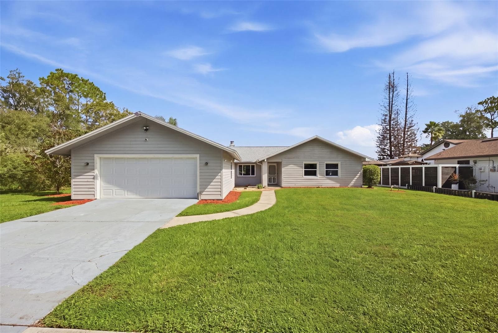 645 DEER RUN CT