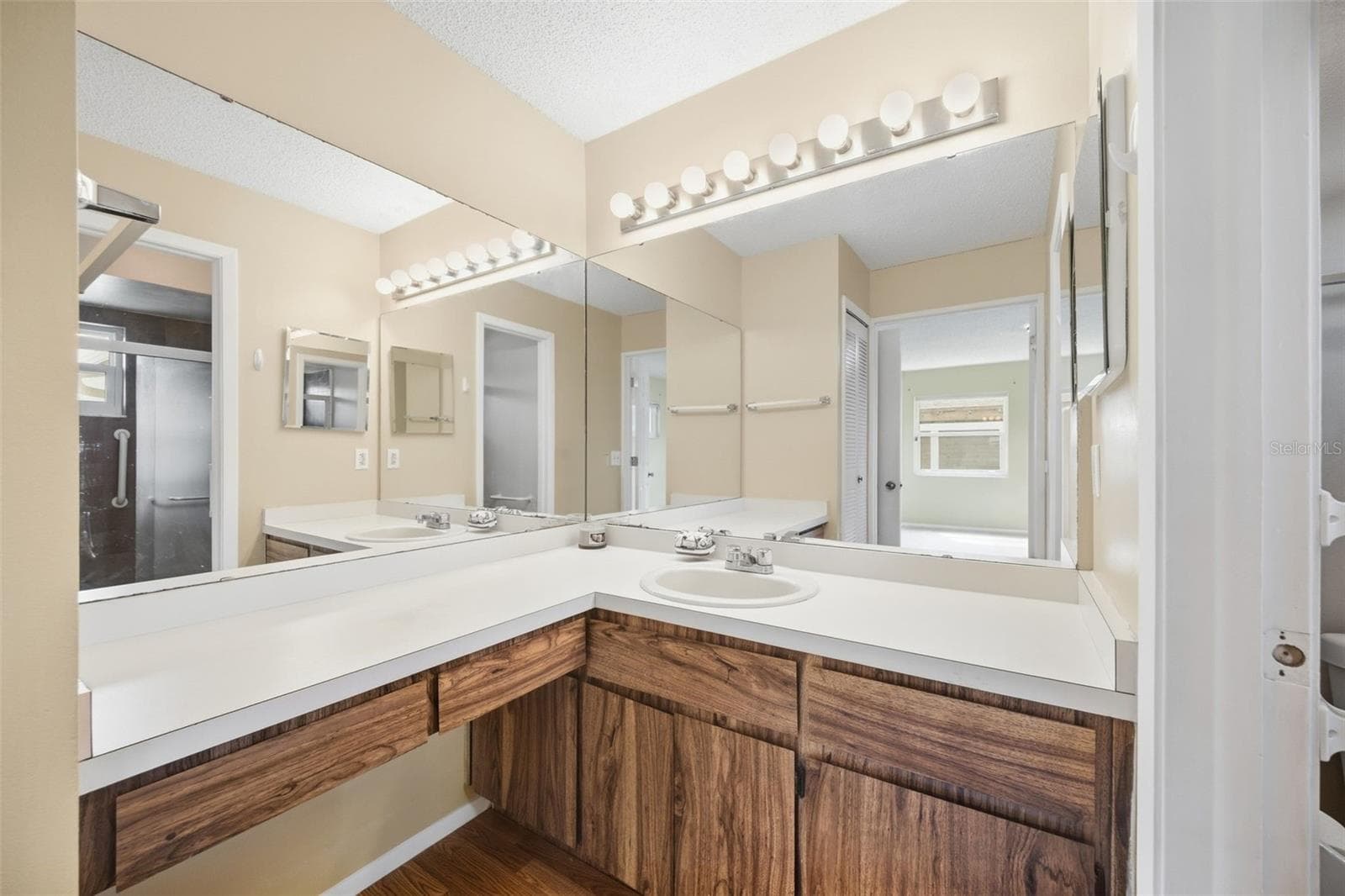 Single Family Residence at 645 DEER RUN CT, CASSELBERRY, photo 32 of 64