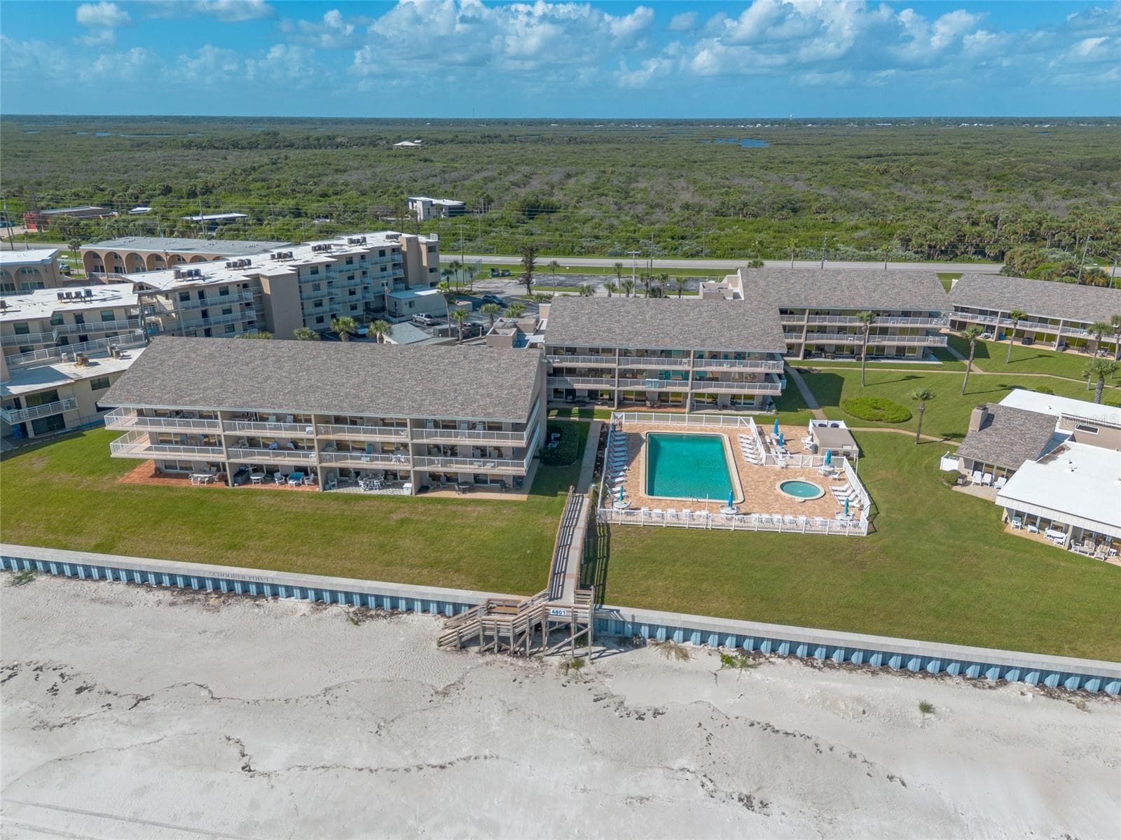 Condominium at 4801 SAXON DR #A-303, NEW SMYRNA BEACH, photo 37 of 41