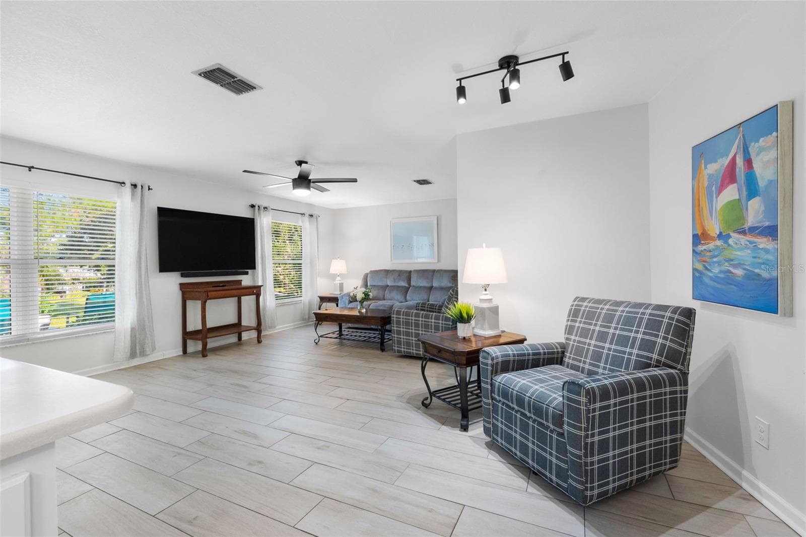 Single Family Residence at 1681 MACDONNELL CT, PALM HARBOR, photo 8 of 38