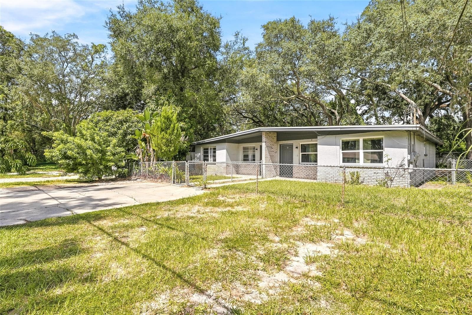 Duplex at 1408 E 140TH AVE, TAMPA, photo 4 of 55