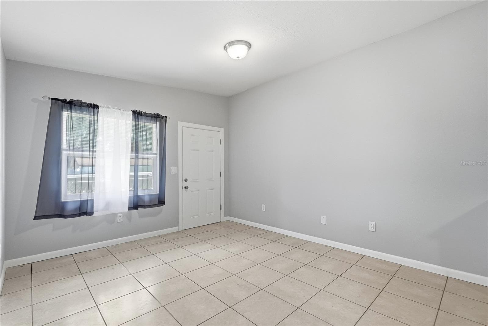 Duplex at 1408 E 140TH AVE, TAMPA, photo 30 of 55