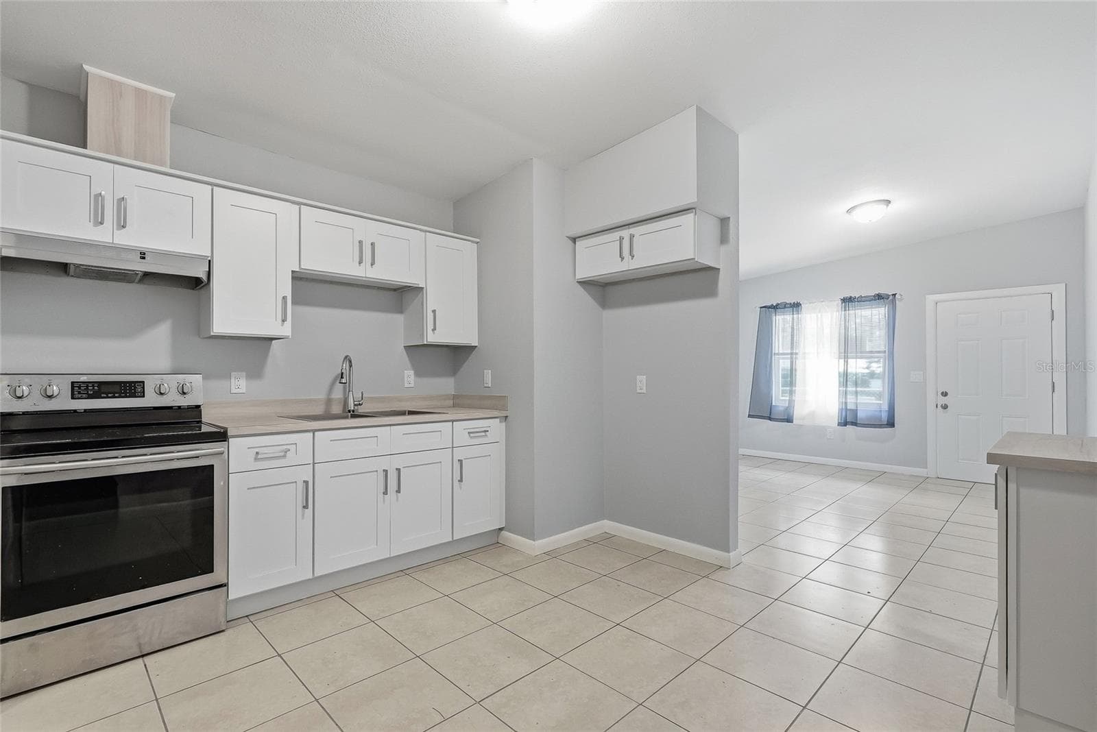 Duplex at 1408 E 140TH AVE, TAMPA, photo 35 of 55