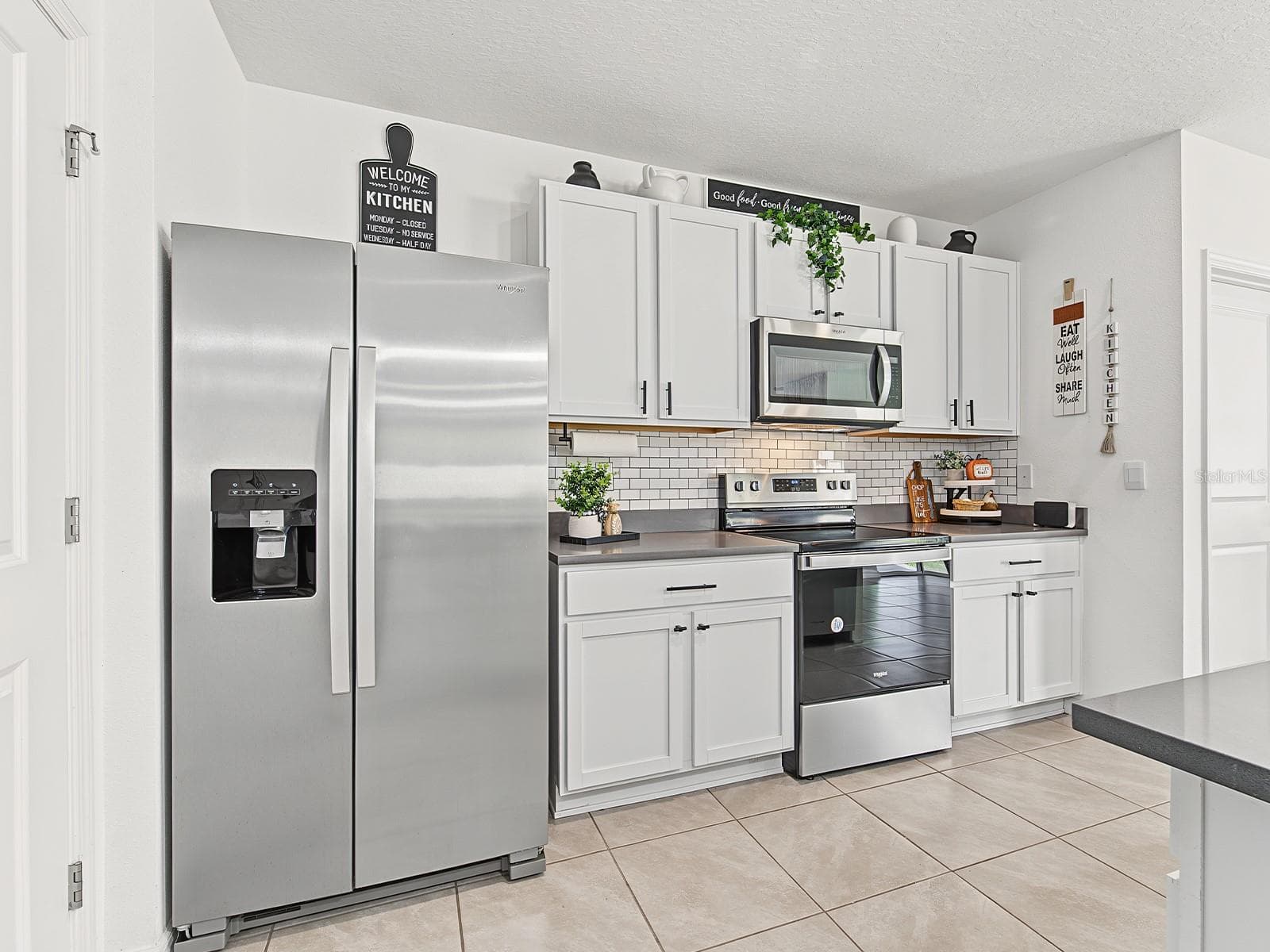 Single Family Residence at 10668 QUAIL GROVE WAY, SAN ANTONIO, photo 6 of 50