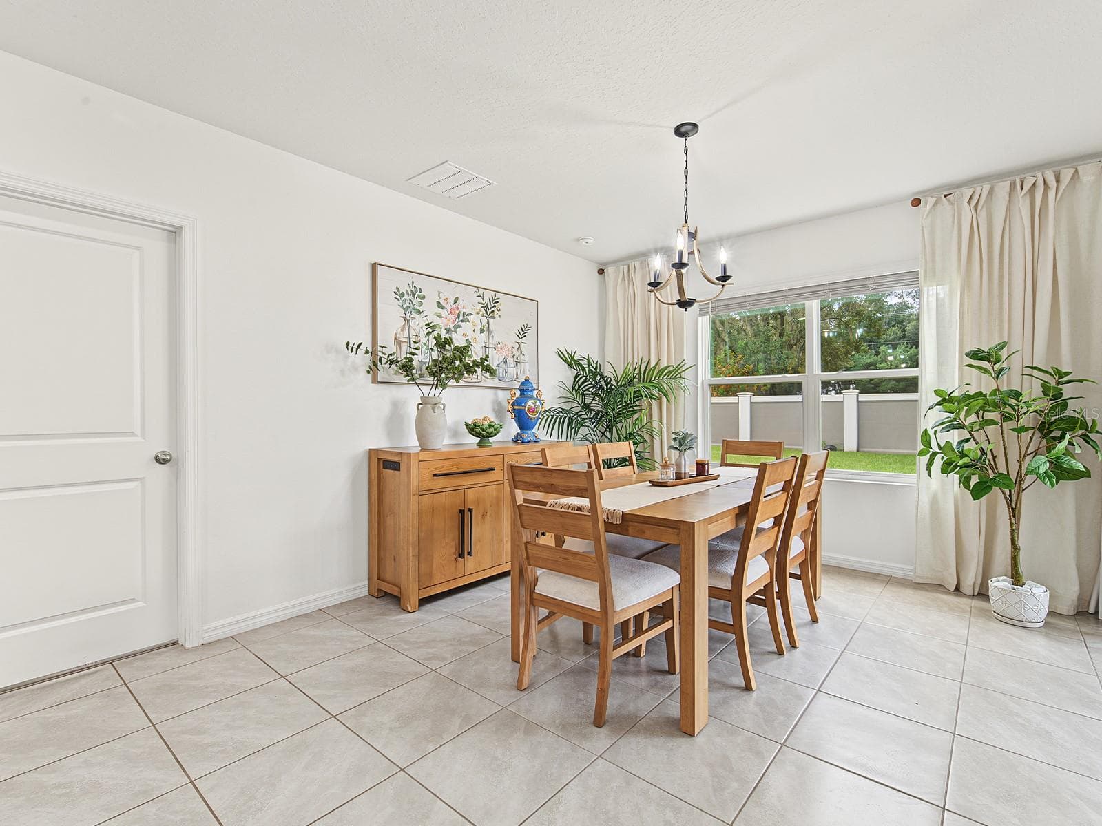 Single Family Residence at 10668 QUAIL GROVE WAY, SAN ANTONIO, photo 11 of 50