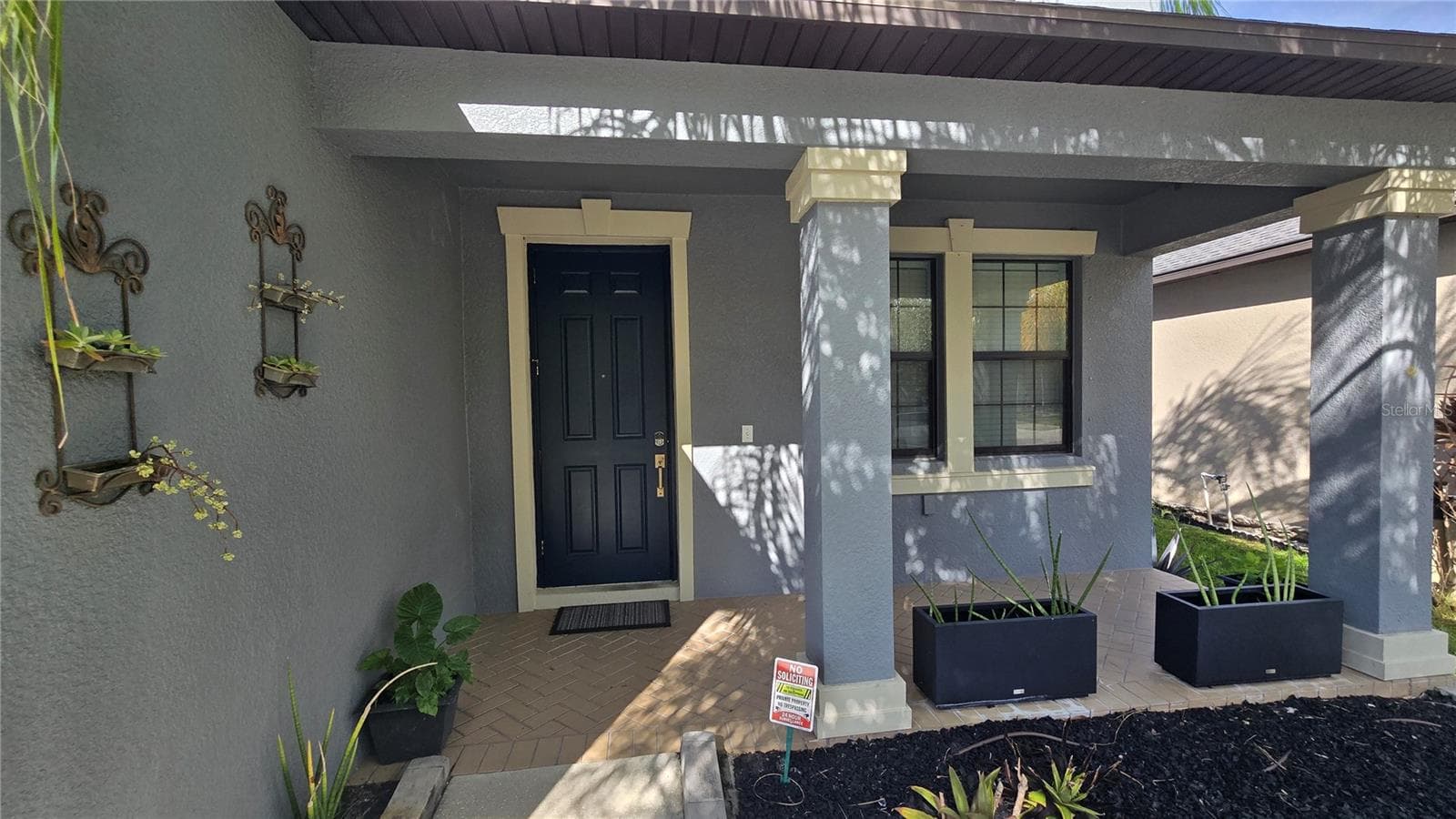 Single Family Residence at 13917 ROSEATE TERN LN, RIVERVIEW, photo 3 of 45