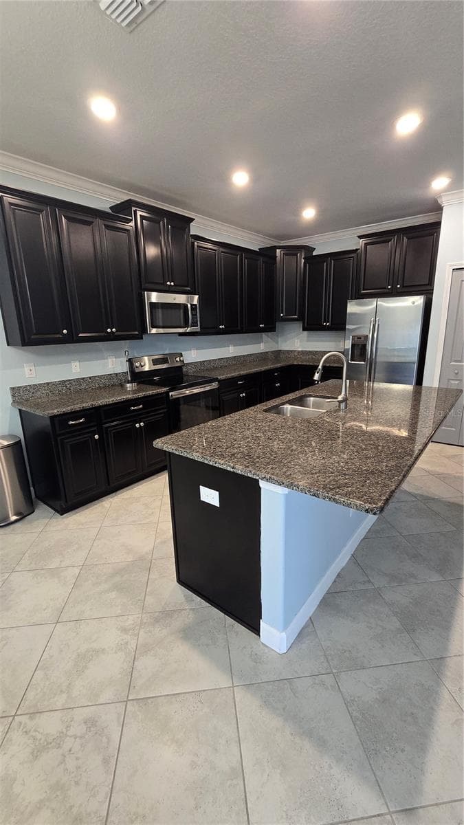 Single Family Residence at 13917 ROSEATE TERN LN, RIVERVIEW, photo 13 of 45