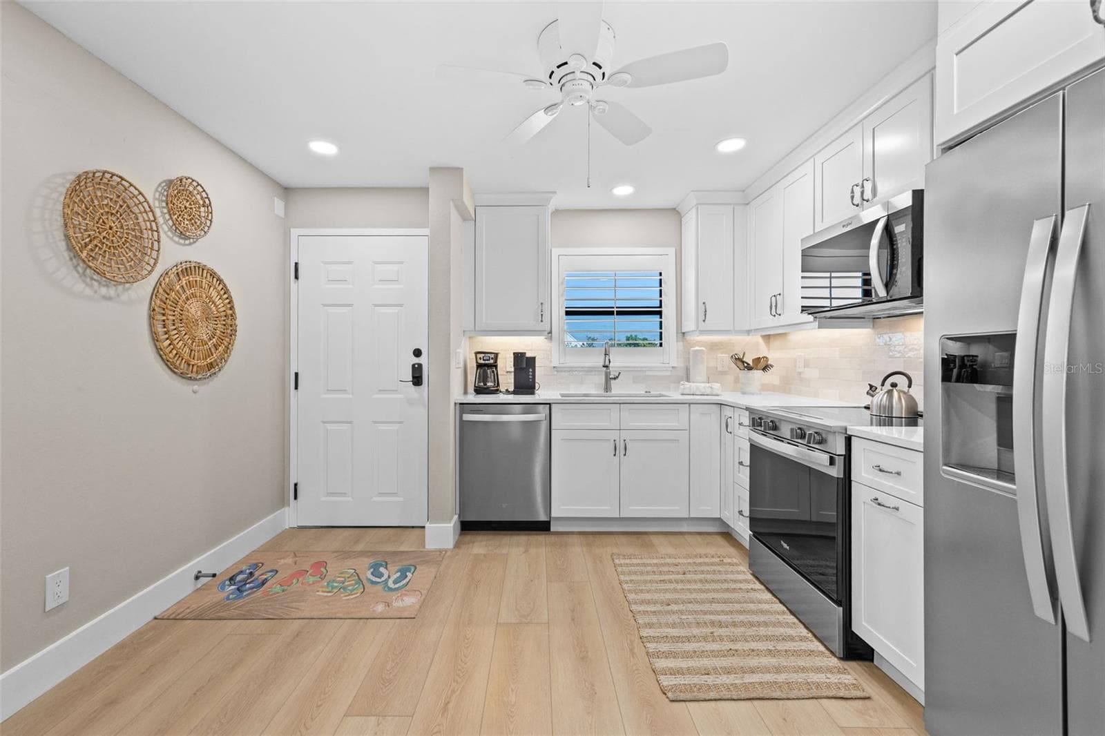Condominium at 2737 W GULF DR #225, SANIBEL, photo 9 of 50