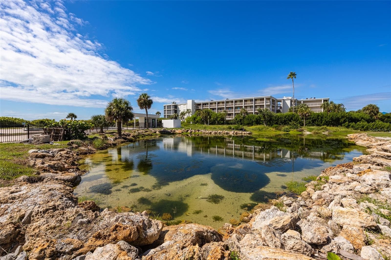 Condominium at 2737 W GULF DR #225, SANIBEL, photo 32 of 50