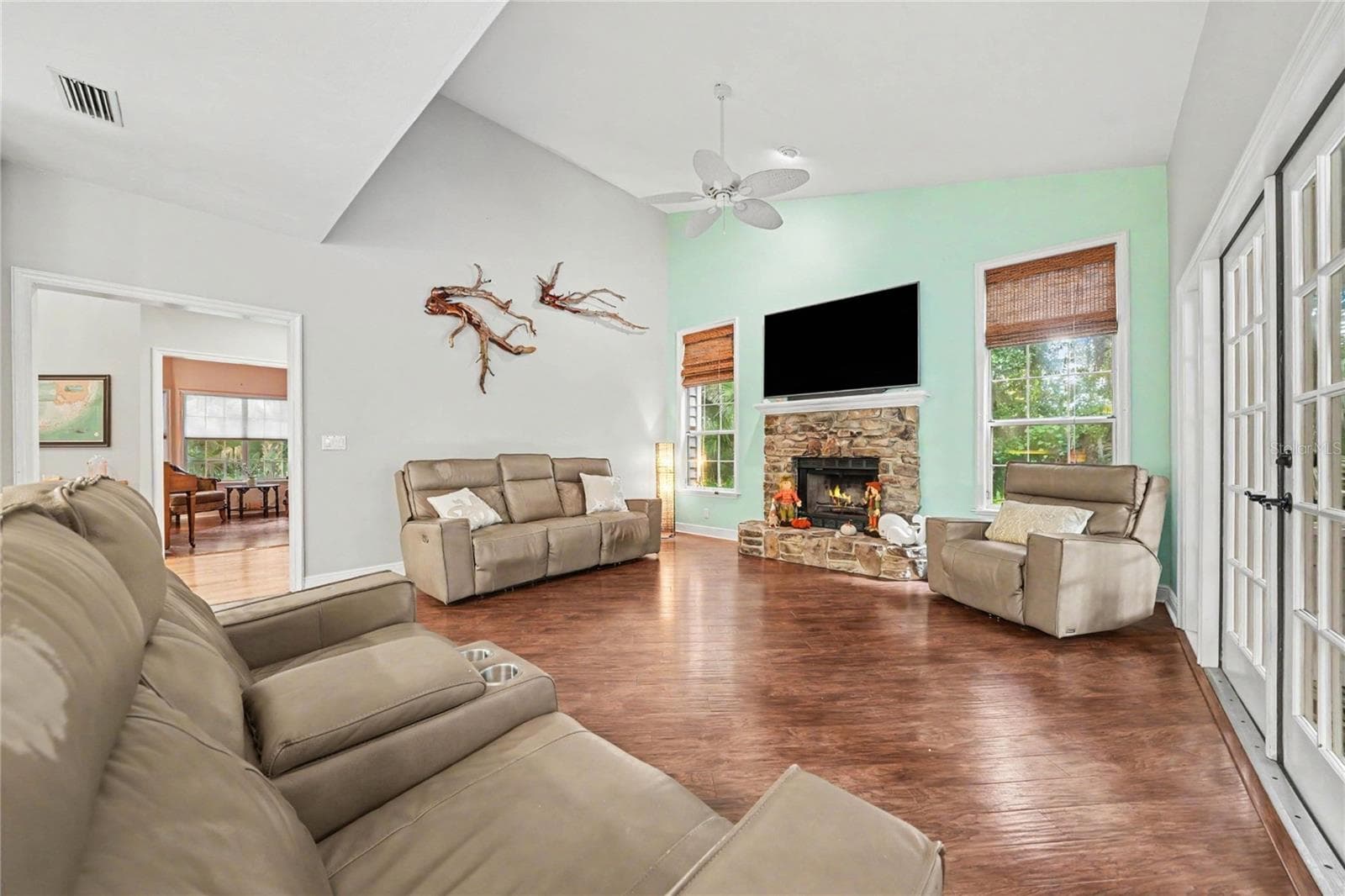 Single Family Residence at 649 CHARMAGNE LN, PORT ORANGE, photo 40 of 82