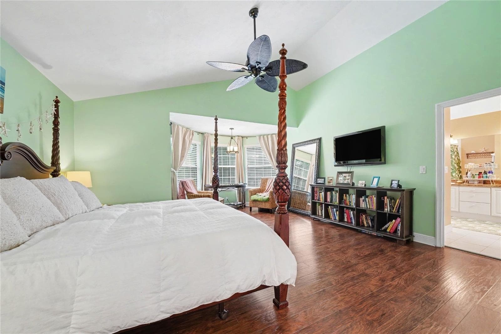 Single Family Residence at 649 CHARMAGNE LN, PORT ORANGE, photo 47 of 82
