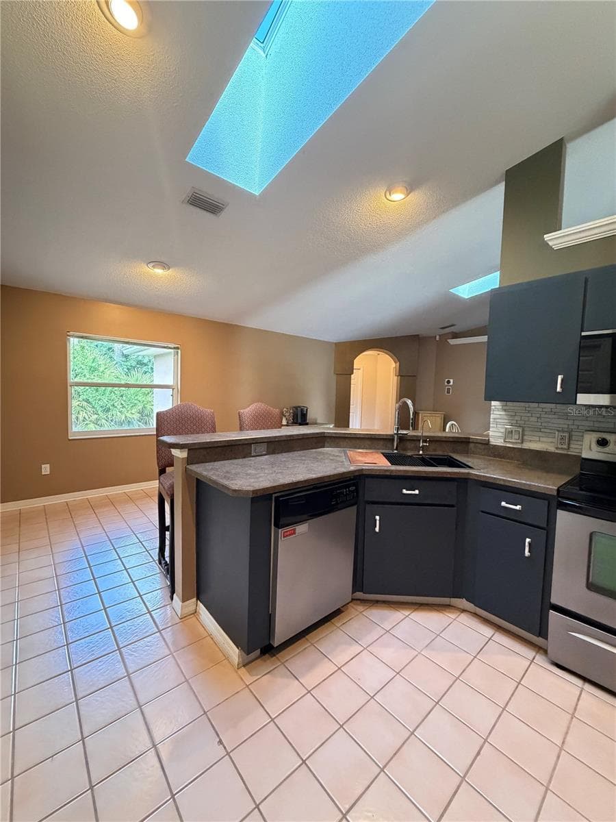 Single Family Residence at 39 PEPPER LN, PALM COAST, photo 11 of 51