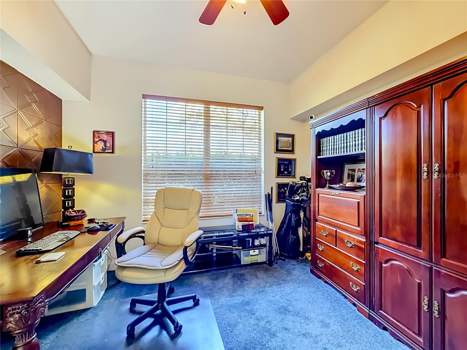 Home office/den with bright windows and wall unit - 2452 W ARBUTUS DR, CITRUS SPRINGS