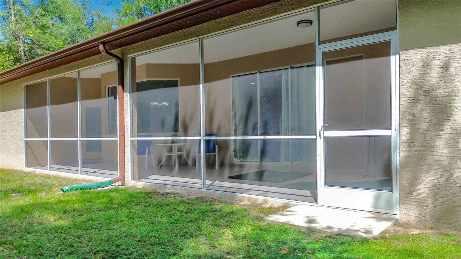 Exterior view of the screened lanai - 2452 W ARBUTUS DR, CITRUS SPRINGS