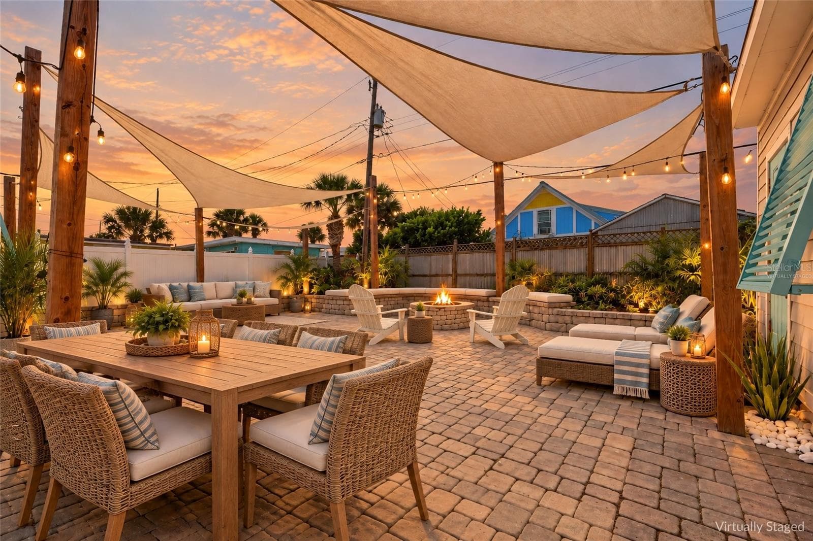 VIRTUALLY STAGED - 118 ROBERTA RD, ORMOND BEACH