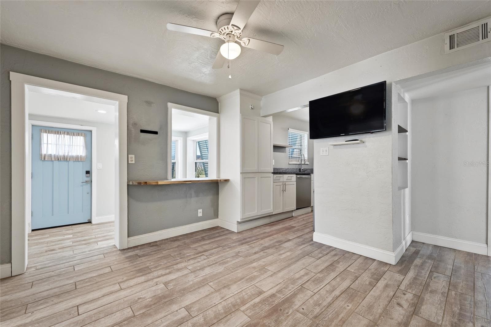 Single Family Residence at 118 ROBERTA RD, ORMOND BEACH, photo 11 of 37