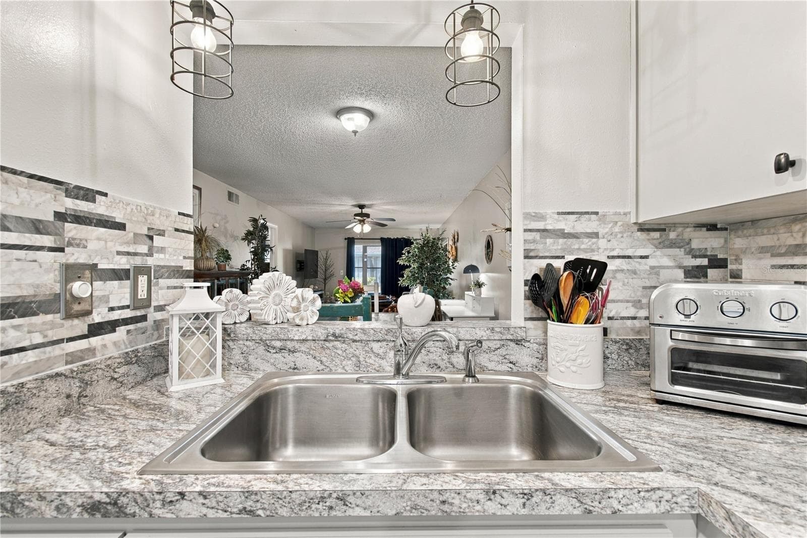 Condominium at 8220 SEVEN OAKS CT #5, PORT RICHEY, photo 10 of 100