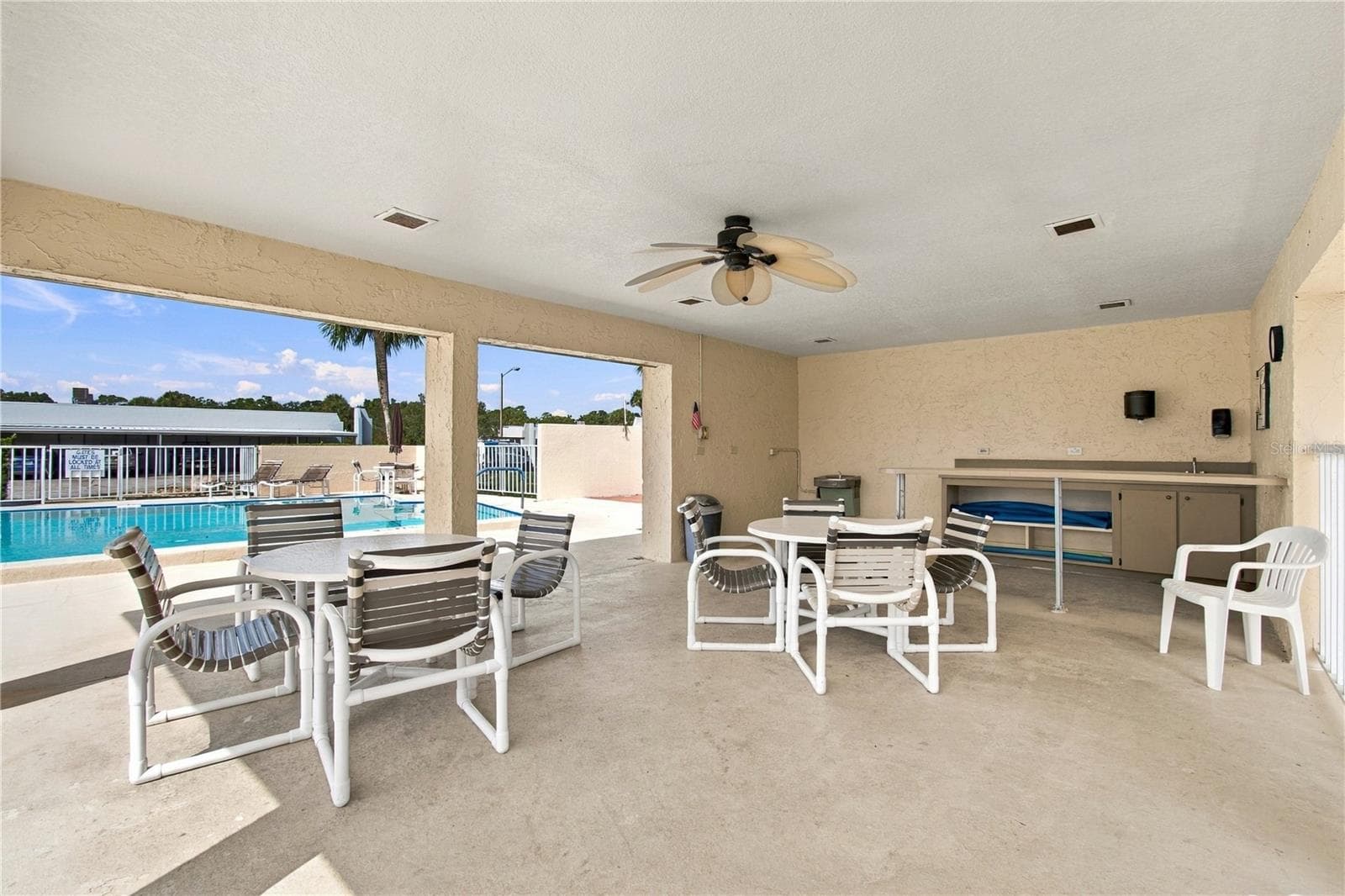 Condominium at 8220 SEVEN OAKS CT #5, PORT RICHEY, photo 37 of 100