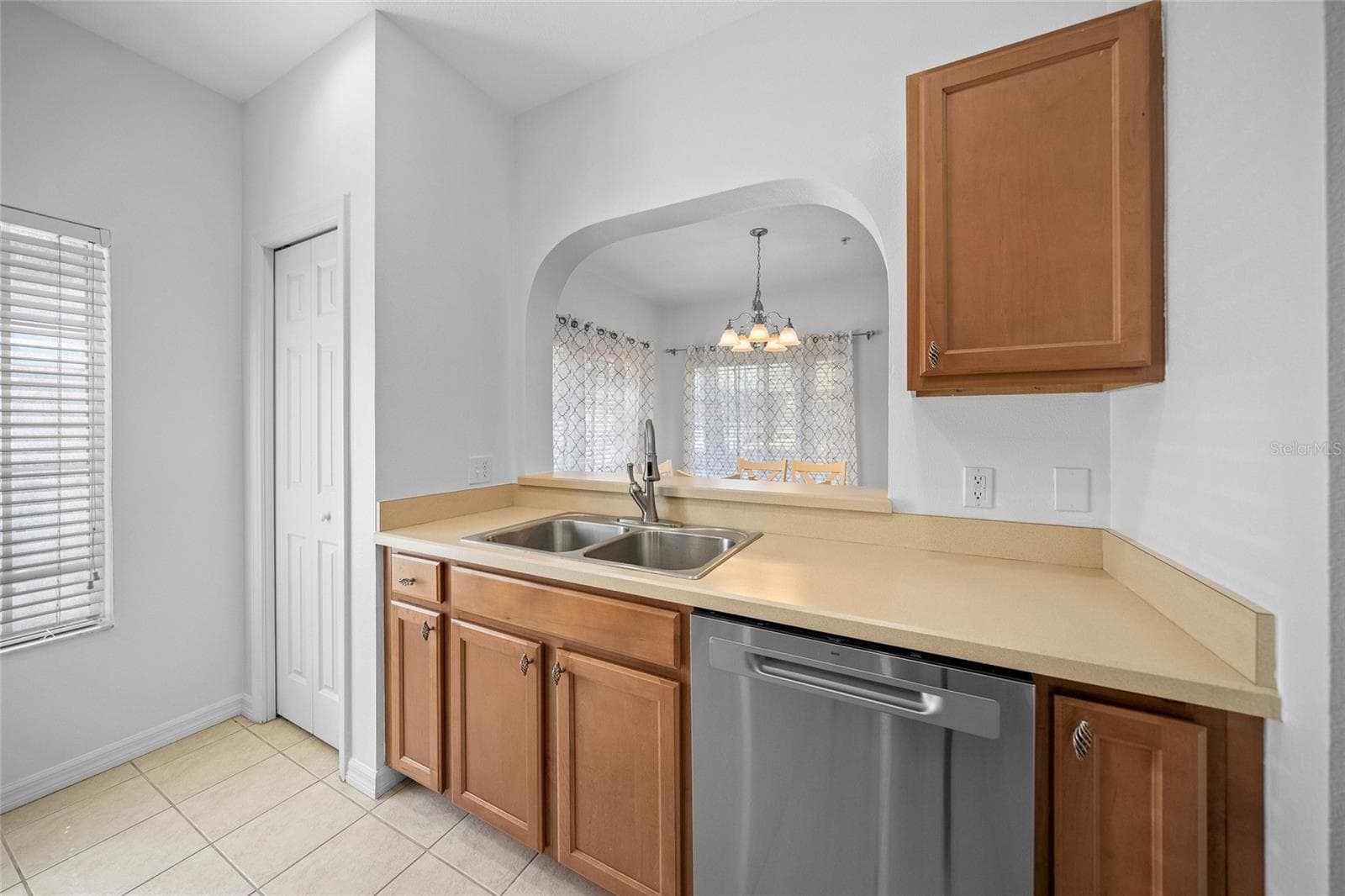 Townhouse at 3511 45TH TER W #102, BRADENTON, photo 14 of 38