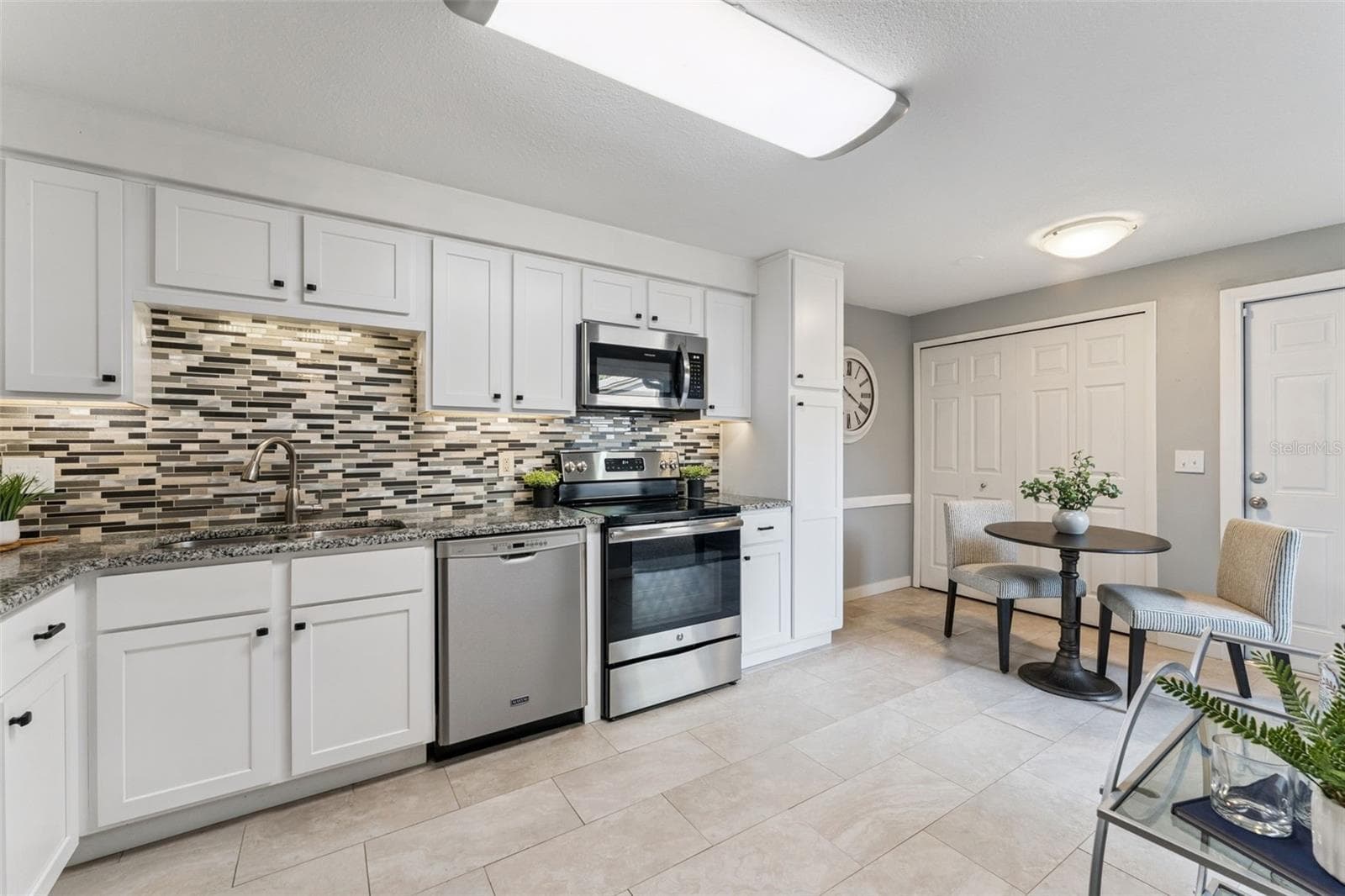 Townhouse at 629 WOODRIDGE DR, FERN PARK, photo 10 of 45