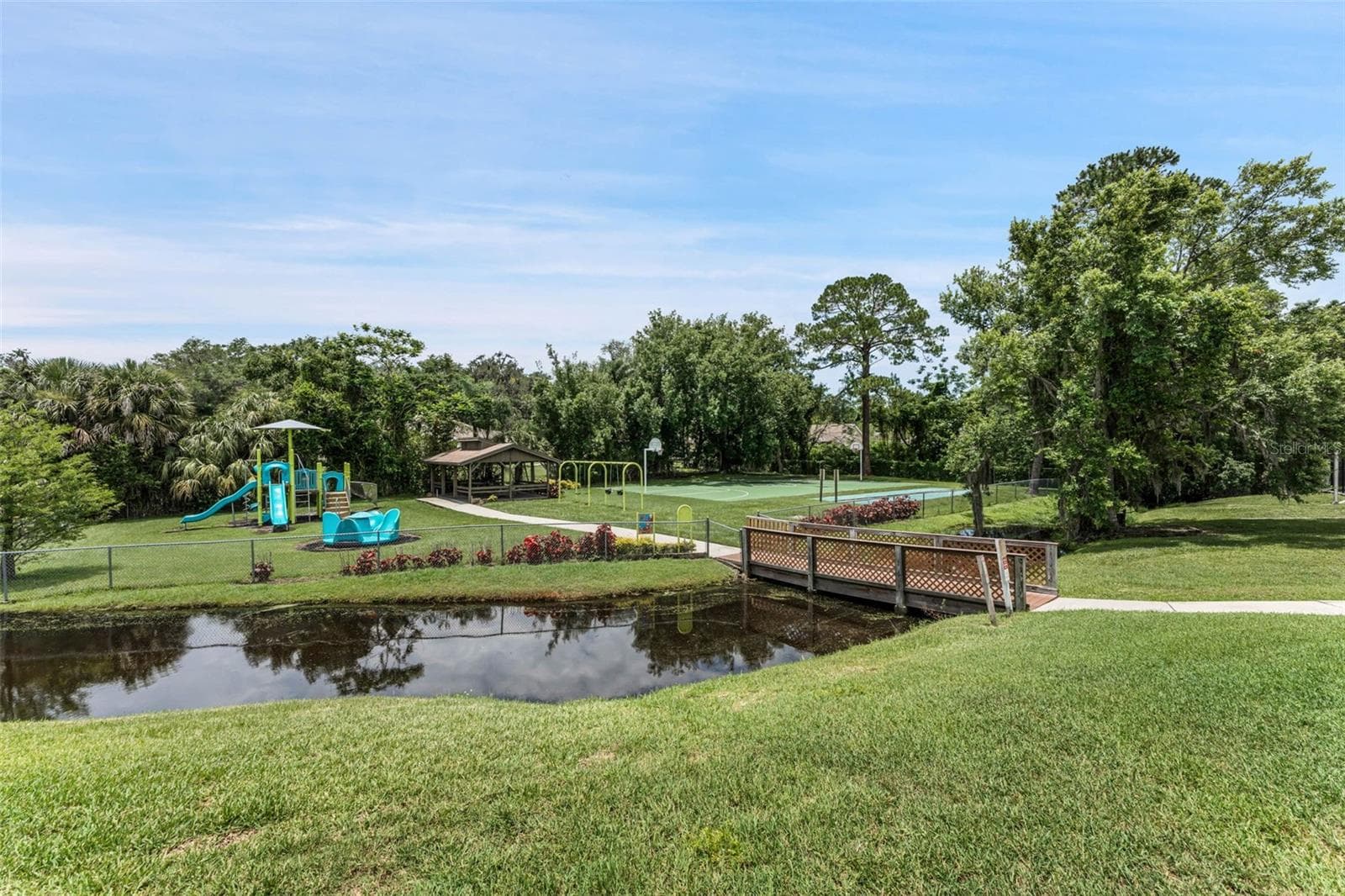 Townhouse at 629 WOODRIDGE DR, FERN PARK, photo 38 of 45