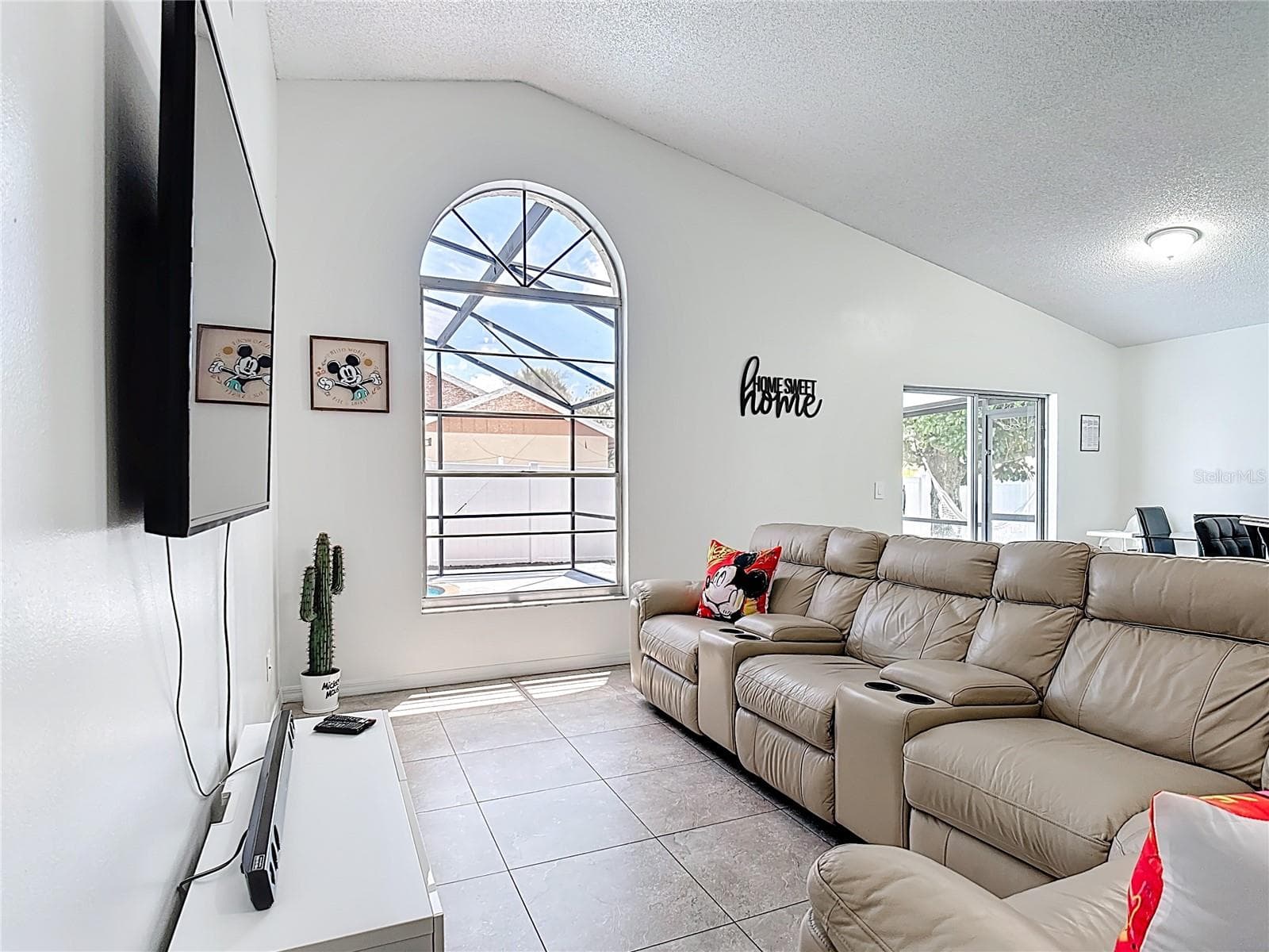 Single Family Residence at 3221 WHITE DOVE LN, KISSIMMEE, photo 8 of 41