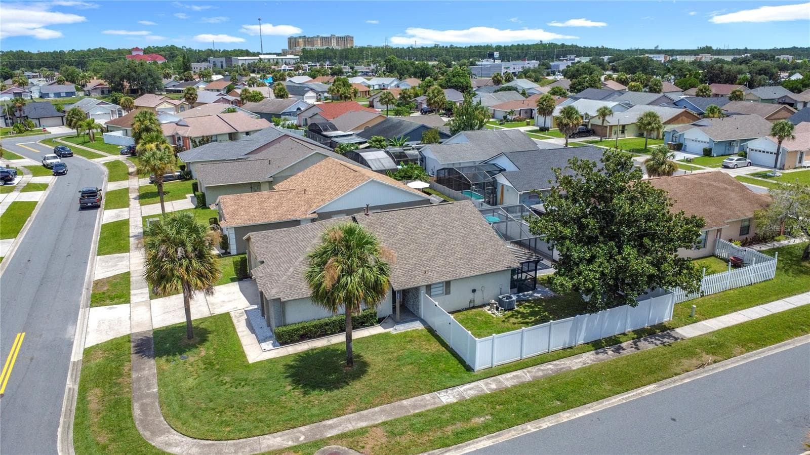 Single Family Residence at 3221 WHITE DOVE LN, KISSIMMEE, photo 33 of 41