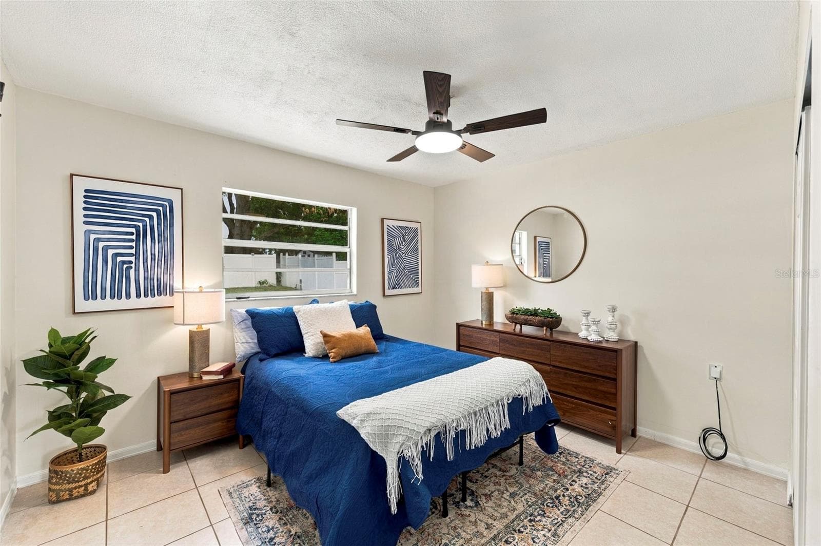 Single Family Residence at 1719 JULIAN LANE DR, TAMPA, photo 9 of 19