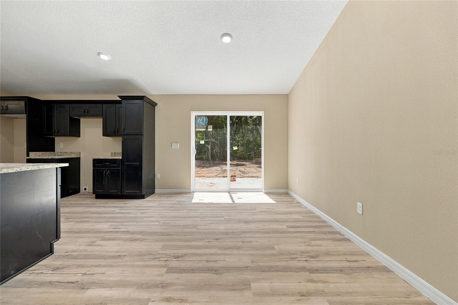 Single Family Residence at 8 SEQUOIA DRIVE CRSE, OCKLAWAHA, photo 8 of 48