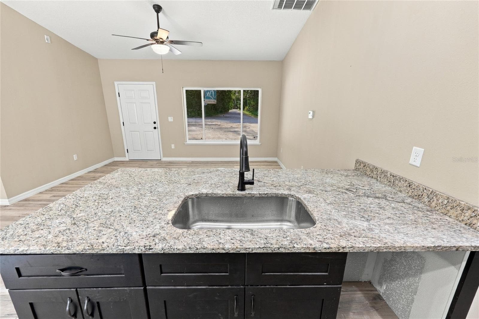 Single Family Residence at 8 SEQUOIA DRIVE CRSE, OCKLAWAHA, photo 12 of 48