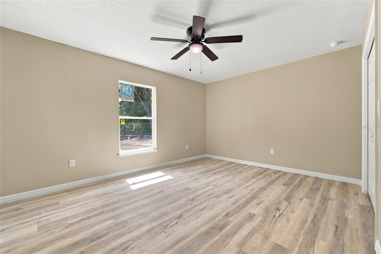 Single Family Residence at 8 SEQUOIA DRIVE CRSE, OCKLAWAHA, photo 14 of 48