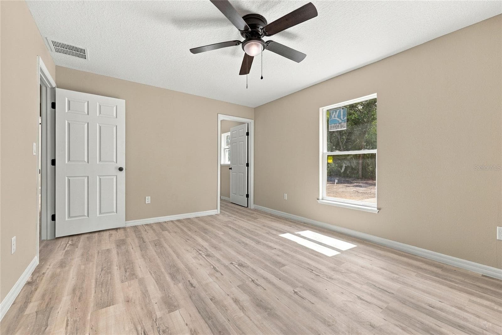 Single Family Residence at 8 SEQUOIA DRIVE CRSE, OCKLAWAHA, photo 15 of 48