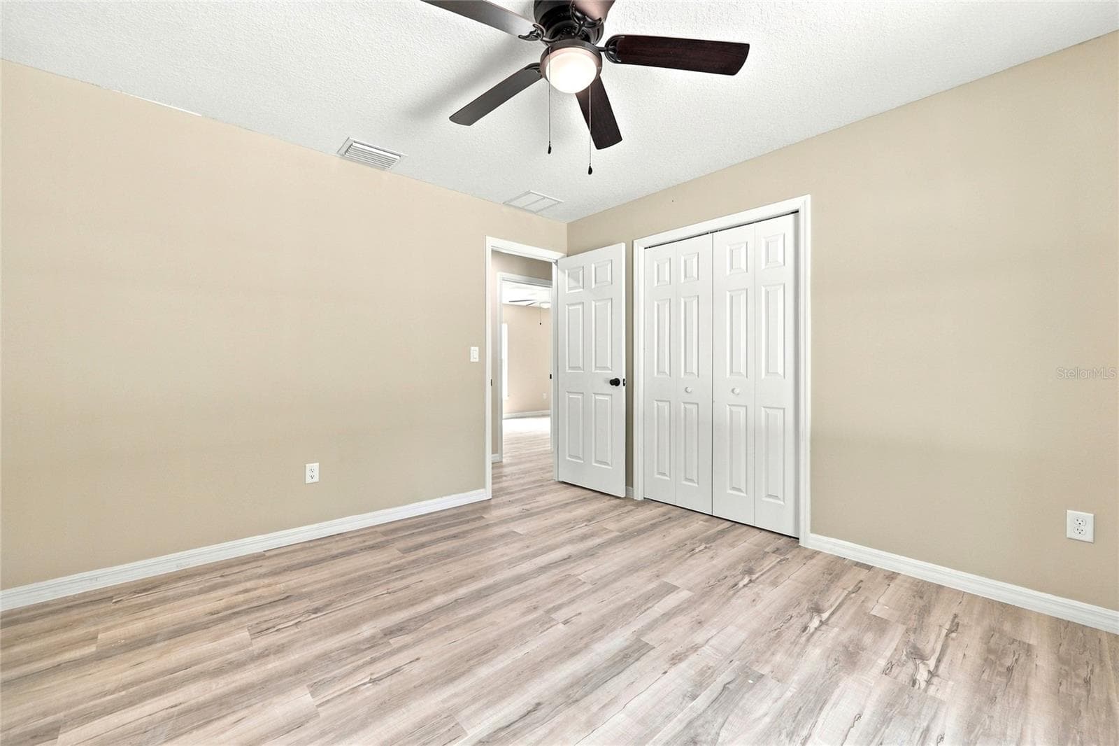 Single Family Residence at 8 SEQUOIA DRIVE CRSE, OCKLAWAHA, photo 23 of 48