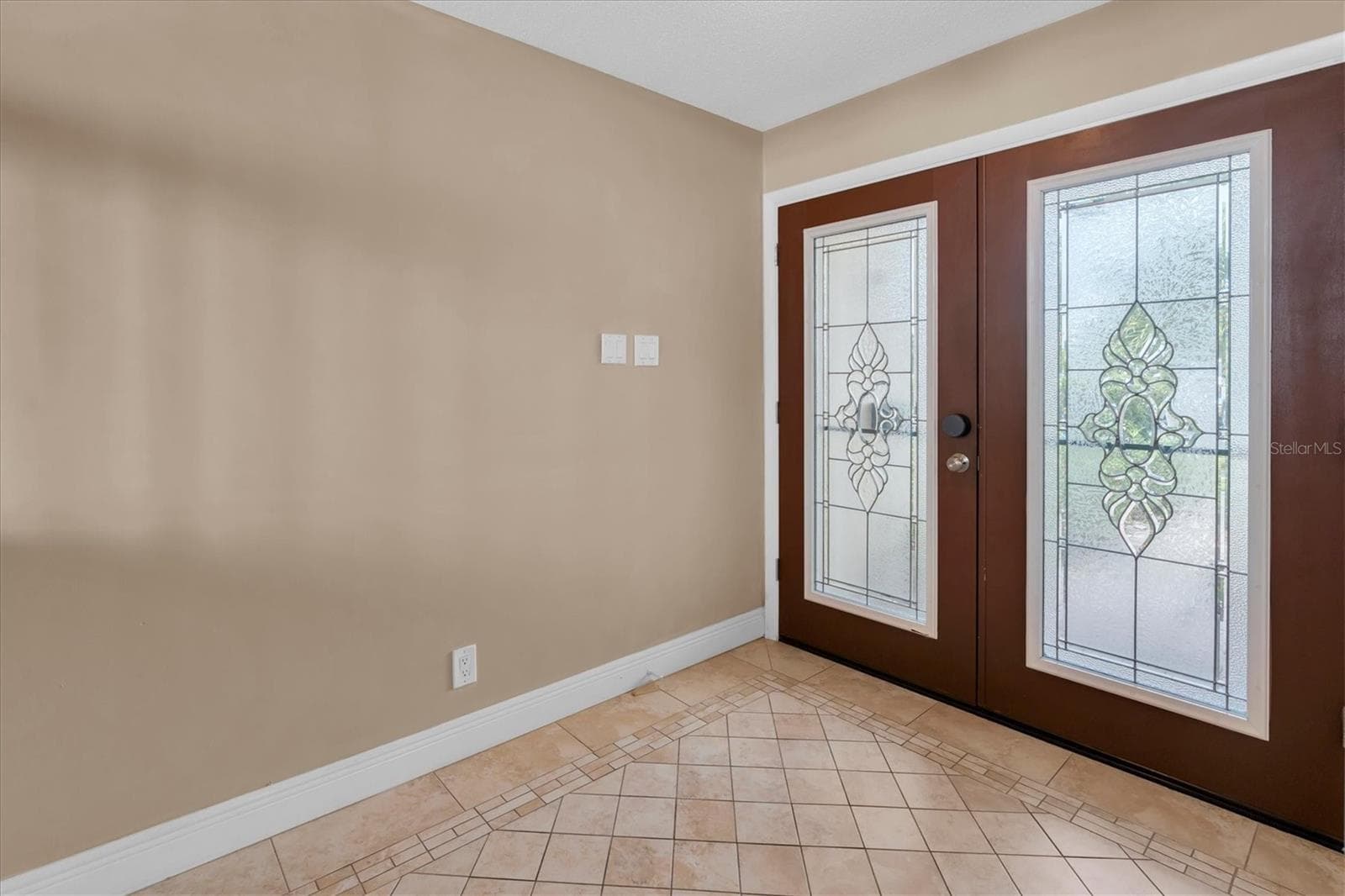 Condominium at 5668 ESCONDIDA BLVD S, ST PETERSBURG, photo 5 of 59