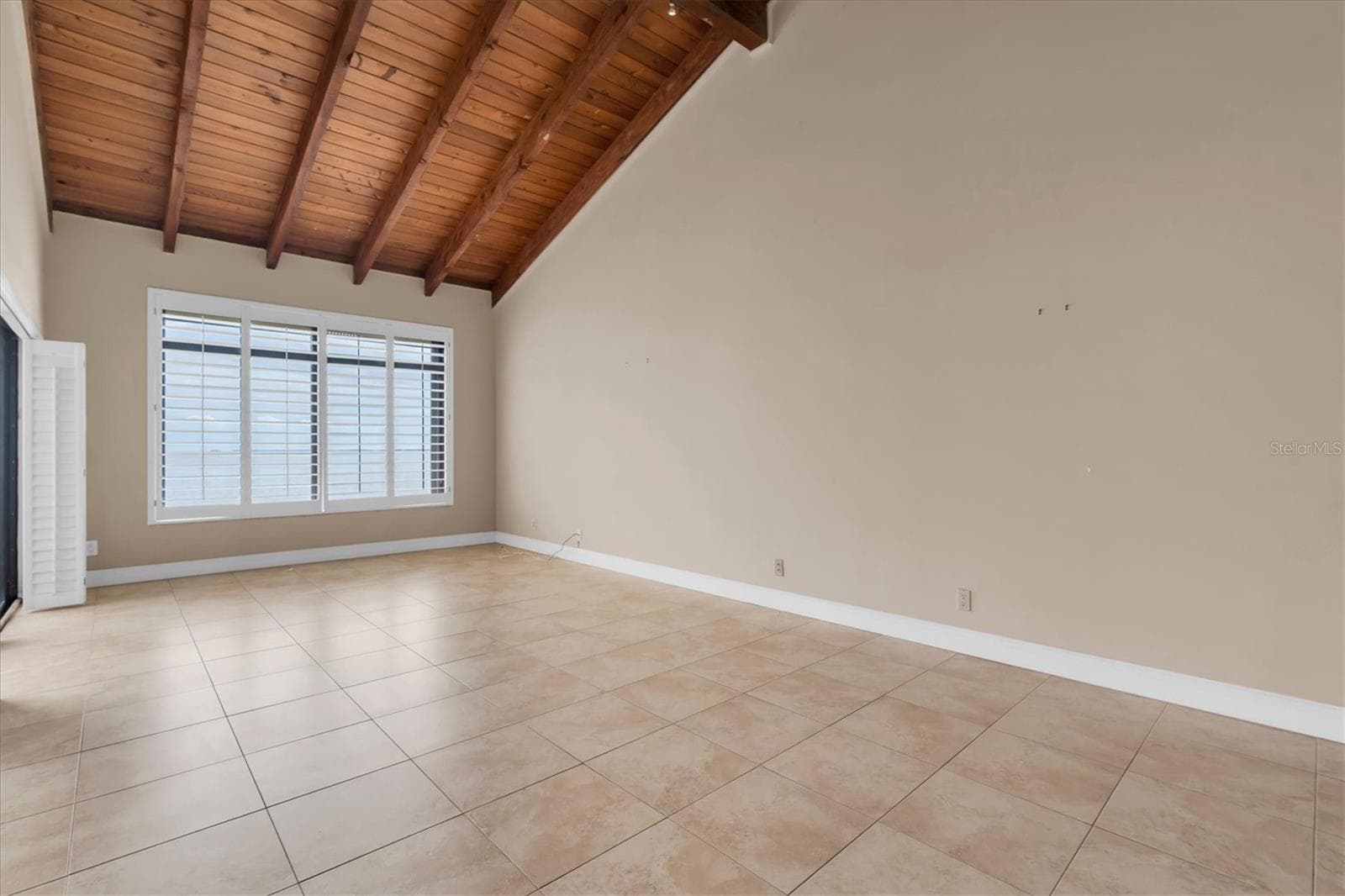 Condominium at 5668 ESCONDIDA BLVD S, ST PETERSBURG, photo 8 of 59