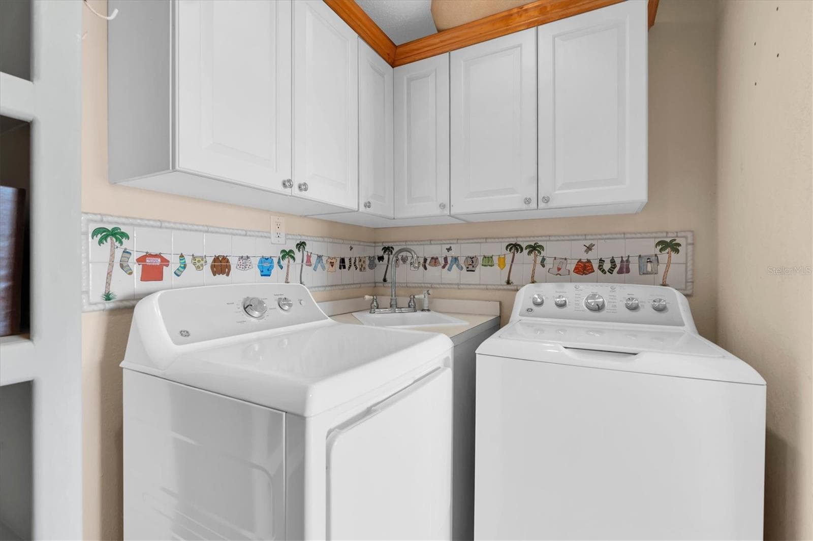 Condominium at 5668 ESCONDIDA BLVD S, ST PETERSBURG, photo 20 of 59