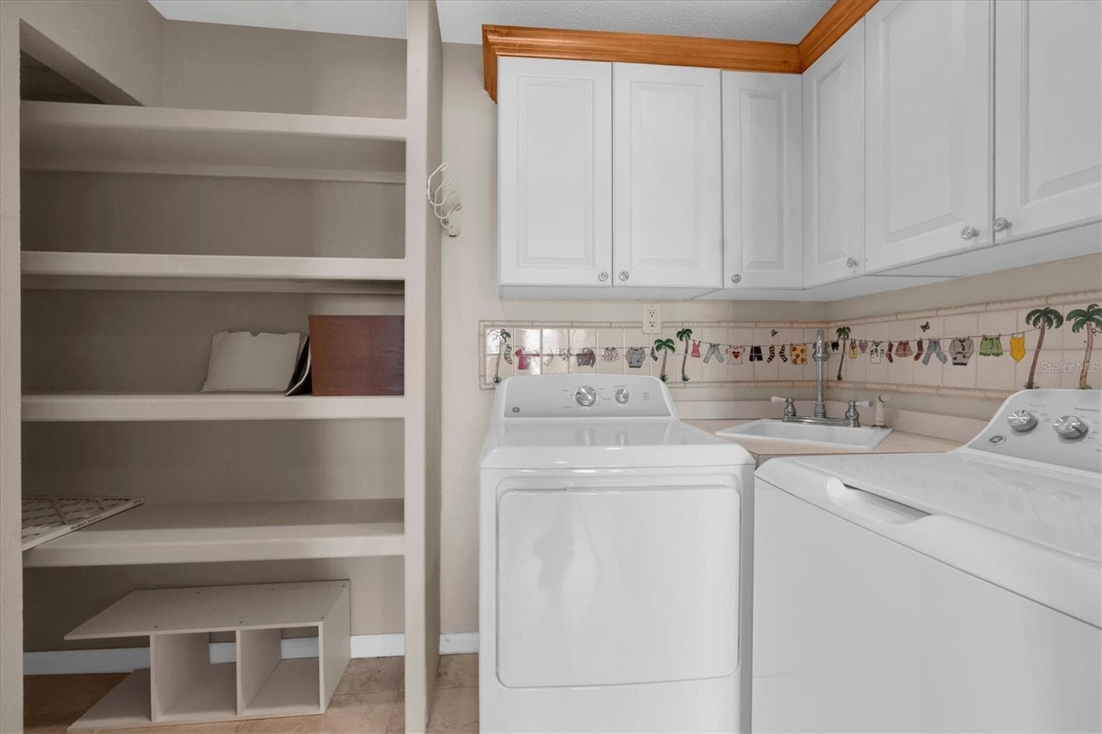 Condominium at 5668 ESCONDIDA BLVD S, ST PETERSBURG, photo 21 of 59