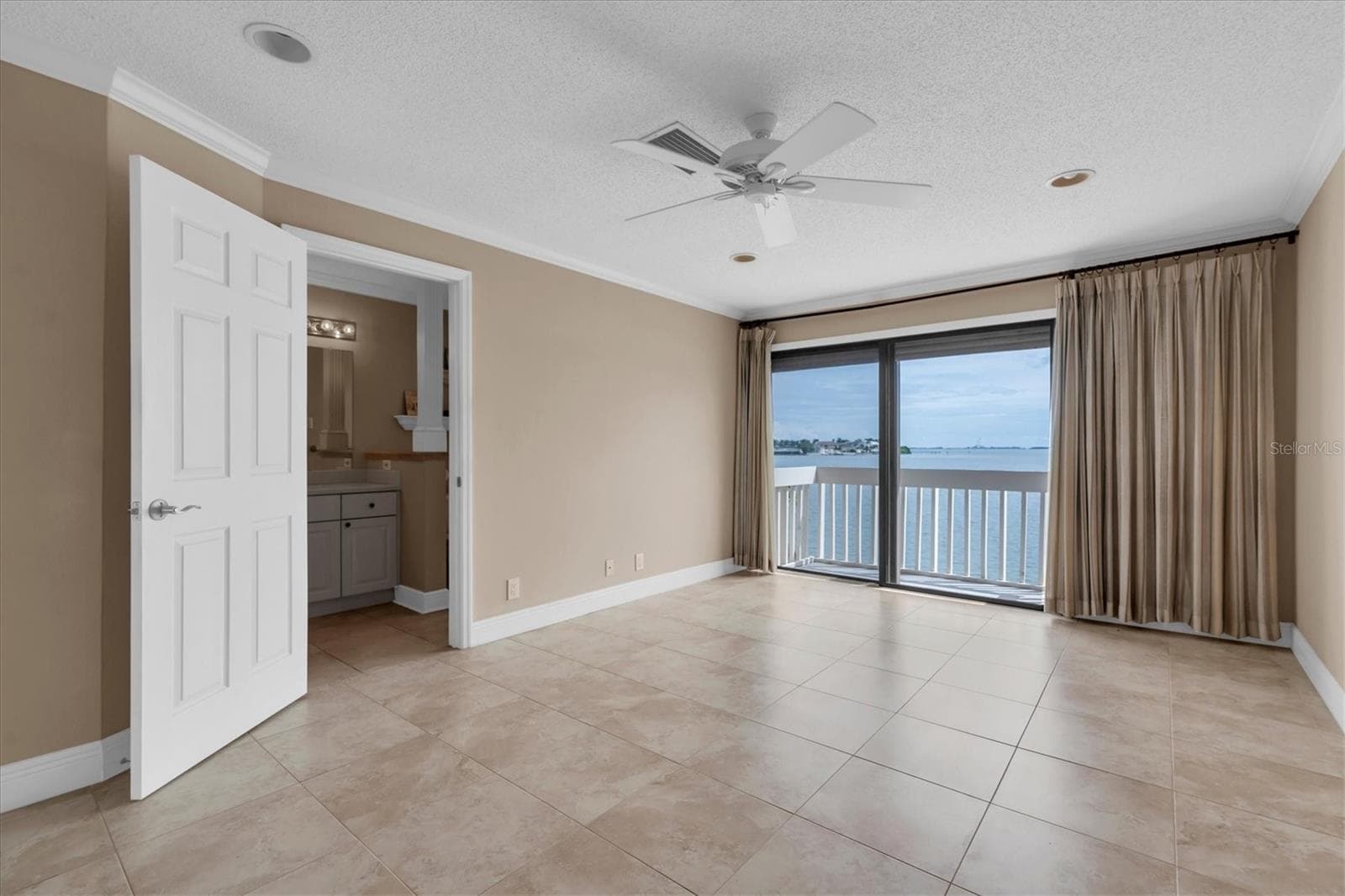 Condominium at 5668 ESCONDIDA BLVD S, ST PETERSBURG, photo 27 of 59