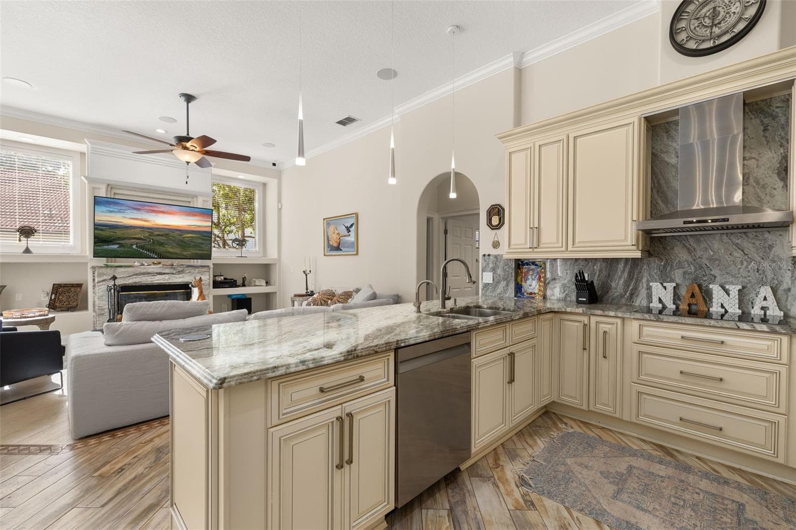 Single Family Residence at 1855 VISTA ROYALE BLVD, ORLANDO, photo 15 of 43