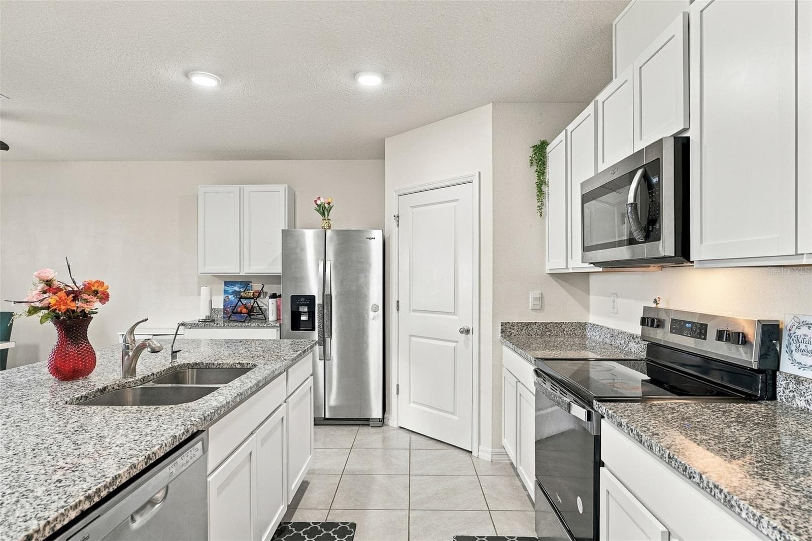 Kitchen (3) - 4171 BASINSIDE CT, SANFORD