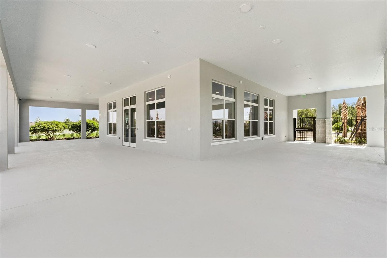Single Family Residence at 1643 HOUMAS ST, ORMOND BEACH, photo 61 of 63